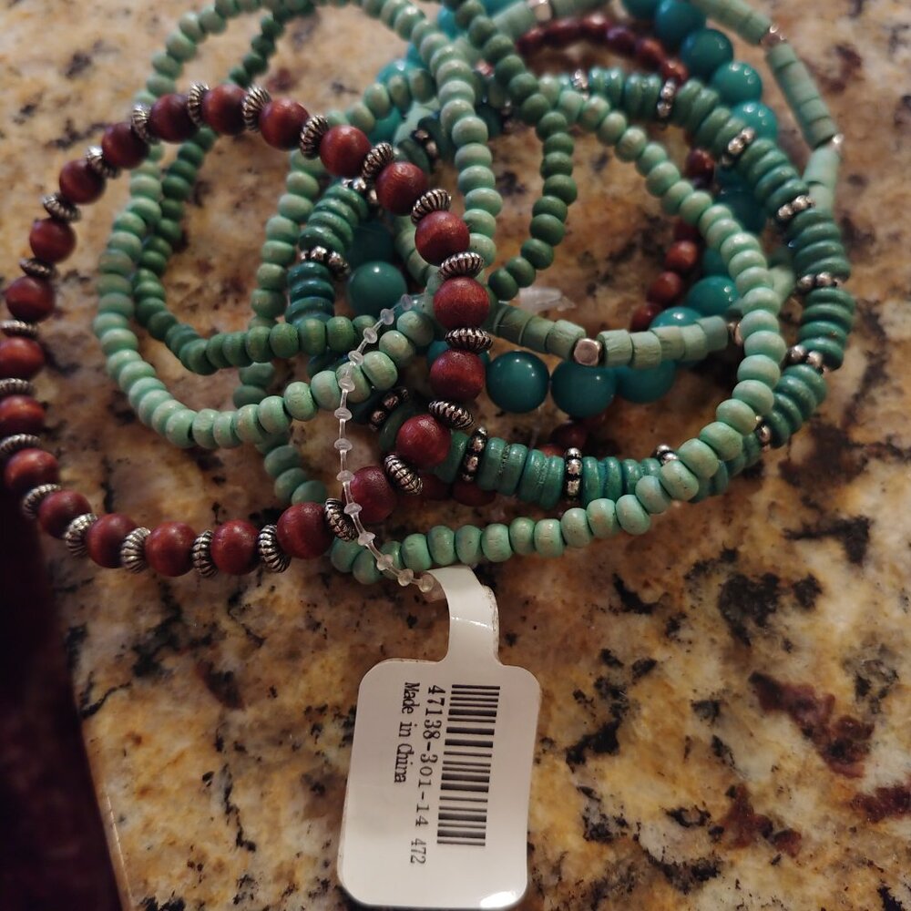 NEW Icing Set of 8 bracelets - Picture 5 of 8